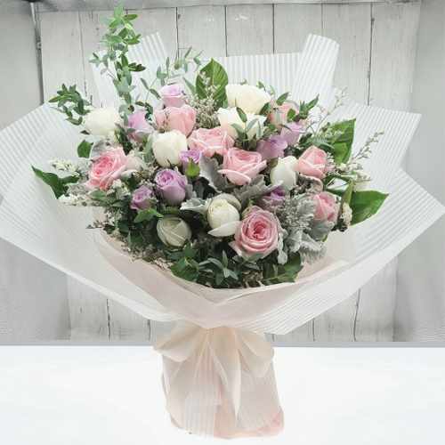 24 Mixed Rose Bouquet