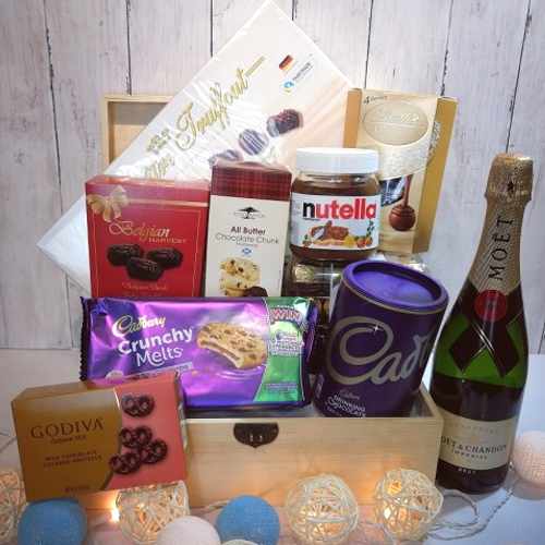 Chocolate And Champagne Hamper