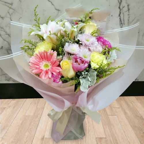 White Lily N Assorted Flowers Bouquet